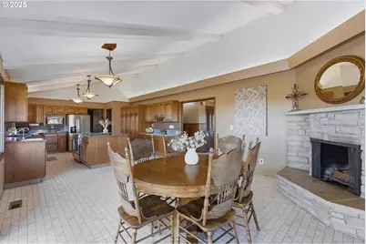 4667 St Paul Hwy NE, Saint Paul, OR 97137 - Photo 12