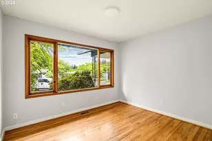 1100 SE 114th Pl, Portland, OR 97216 - Photo 20
