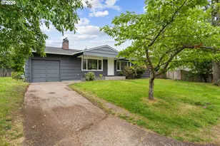 1100 SE 114th Pl, Portland, OR 97216 - Photo 2