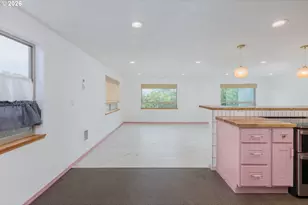 317 NE Benton St, Newport, OR 97365 - Photo 44