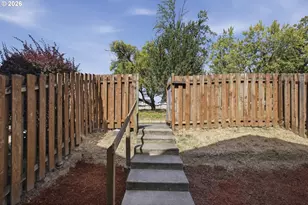 5832 SE Woodland Dr, Gresham, OR 97080 - Photo 32