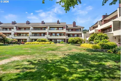 5250 S Landing Dr #310, Portland, OR 97239 - Photo 24