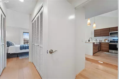 5250 S Landing Dr #310, Portland, OR 97239 - Photo 10
