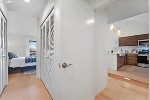 5250 S Landing Dr, Portland, OR 97239 - Photo 10