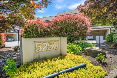 5250 S Landing Dr #310, Portland, OR 97239 - Photo 2