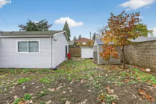 8739 SE Knapp St, Portland, OR 97266 - Photo 20