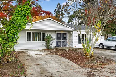 8739 SE Knapp St, Portland, OR 97266 - Photo 2