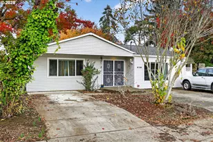 8739 SE Knapp St, Portland, OR 97266 - Photo 2