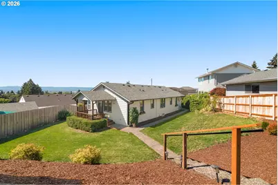 1403 Grand Blvd, Vancouver, WA 98661 - Photo 2