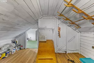 633 SE Ash St, Dallas, OR 97338 - Photo 32