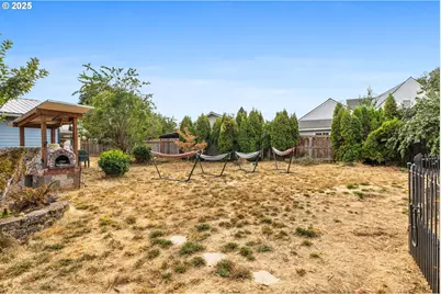 633 SE Ash St, Dallas, OR 97338 - Photo 42