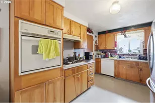 6634 A St, Springfield, OR 97478 - Photo 6