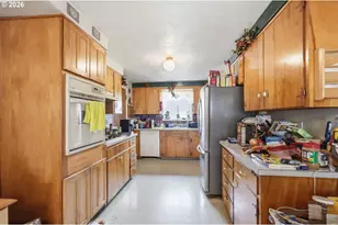 6634 A St, Springfield, OR 97478 - Photo 8