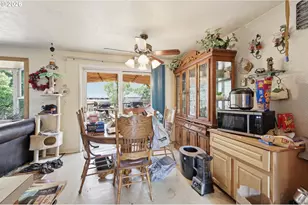 6634 A St, Springfield, OR 97478 - Photo 10