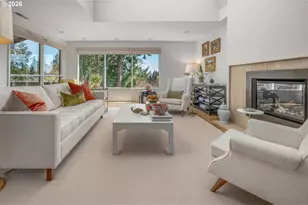 2631 SW Sherwood Dr, Portland, OR 97201 - Photo 8