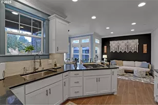 15885 SE Harold Ave, Milwaukie, OR 97267 - Photo 16