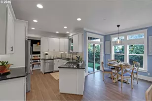 15885 SE Harold Ave, Milwaukie, OR 97267 - Photo 20