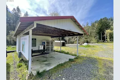 28593 Lower Smith River Rd, Reedsport, OR 97467 - Photo 22