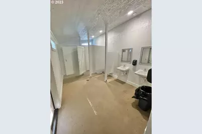 28593 Lower Smith River Rd, Reedsport, OR 97467 - Photo 26