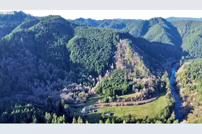 28593 Lower Smith River Rd, Reedsport, OR 97467 - Photo 4