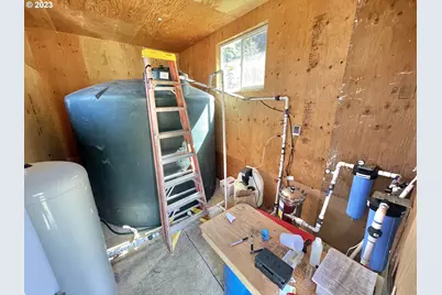 28593 Lower Smith River Rd, Reedsport, OR 97467 - Photo 28