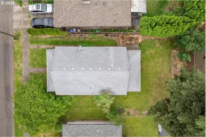 225 W Berkeley St, Gladstone, OR 97027 - Photo 26
