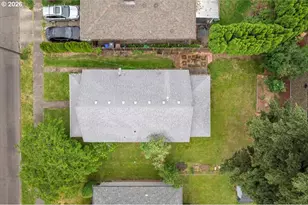225 W Berkeley St, Gladstone, OR 97027 - Photo 26