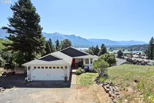 438 NW Roselawn St, Stevenson, WA 98648 - Photo 1