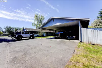 1049 SE Walnut St, Hillsboro, OR 97123 - Photo 32