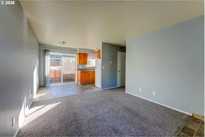 1049 SE Walnut St, Hillsboro, OR 97123 - Photo 16