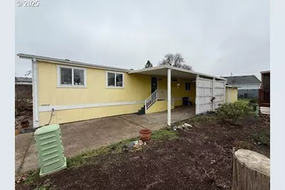 1199 N Terry St, Eugene, OR 97402 - Photo 2