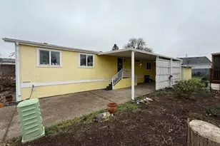 1199 N Terry St, Eugene, OR 97402 - Photo 2