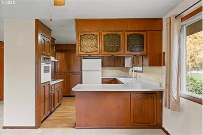 15690 S Carus Rd, Oregon City, OR 97045 - Photo 12