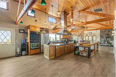 599 Horizon Ln, Myrtle Creek, OR 97457 - Photo 20