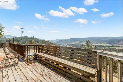 599 Horizon Ln, Myrtle Creek, OR 97457 - Photo 34