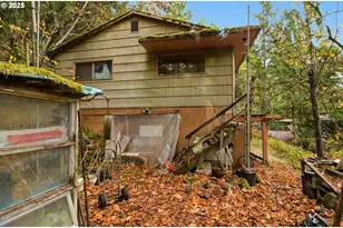 48117 E 2nd St, Oakridge, OR 97463 - Photo 2