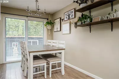 2331 SW Spence Ct, Troutdale, OR 97060 - Photo 8