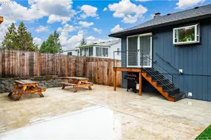 2331 SW Spence Ct, Troutdale, OR 97060 - Photo 30