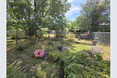 126 N 20th St, Philomath, OR 97370 - Photo 18