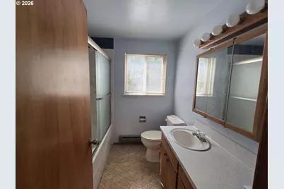 126 N 20th St, Philomath, OR 97370 - Photo 14