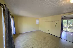 126 N 20th St, Philomath, OR 97370 - Photo 2