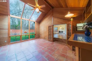 2235 SW Marigold St, Portland, OR 97219 - Photo 10