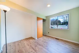2235 SW Marigold St, Portland, OR 97219 - Photo 24
