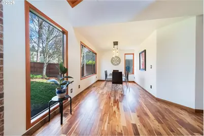 2235 SW Marigold St, Portland, OR 97219 - Photo 6