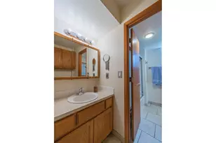 2235 SW Marigold St, Portland, OR 97219 - Photo 18