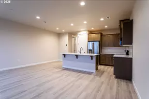 2630 Waterlily Dr, Eugene, OR 97403 - Photo 2