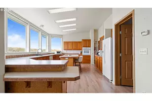 32374 E Loop Rd, Hermiston, OR 97838 - Photo 16