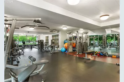1260 NW Naito Pkwy #808, Portland, OR 97209 - Photo 48