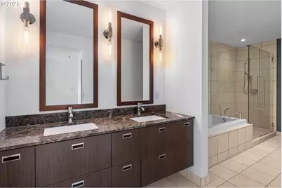 1260 NW Naito Pkwy #808, Portland, OR 97209 - Photo 24