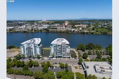 1260 NW Naito Pkwy #808, Portland, OR 97209 - Photo 40